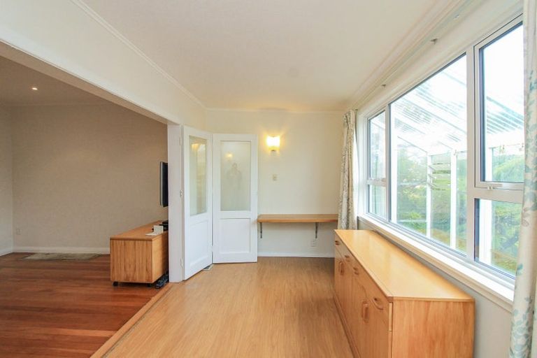 Photo of property in 43 Pembroke Road, Northland, Wellington, 6012