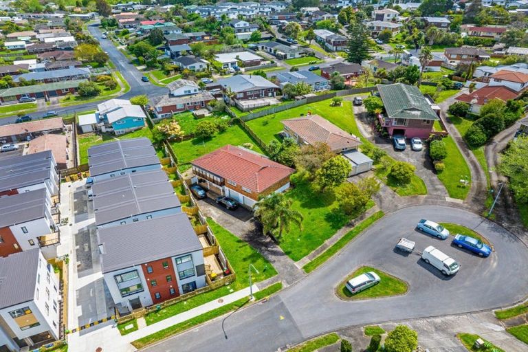 Photo of property in 9 Chevis Place, Pakuranga, Auckland, 2010
