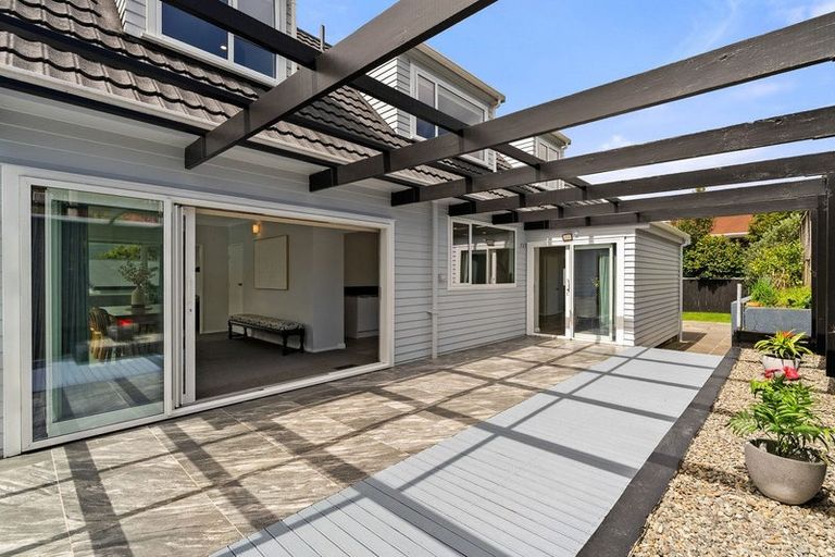 Photo of property in 3 Gonville Street, Tawa, Wellington, 5028