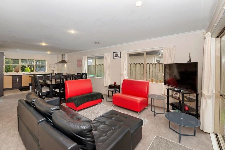 Photo of property in 81 Espalier Drive, Henderson, Auckland, 0612