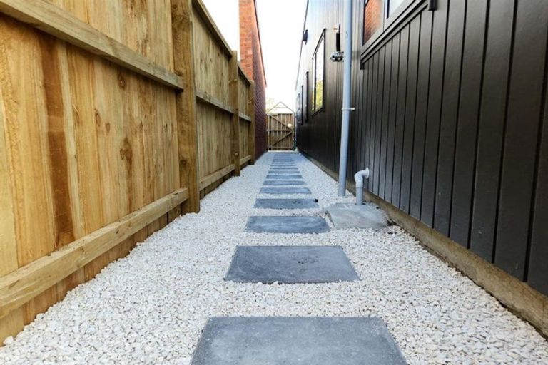 Photo of property in 28 John Gray Street, Papakura, 2110