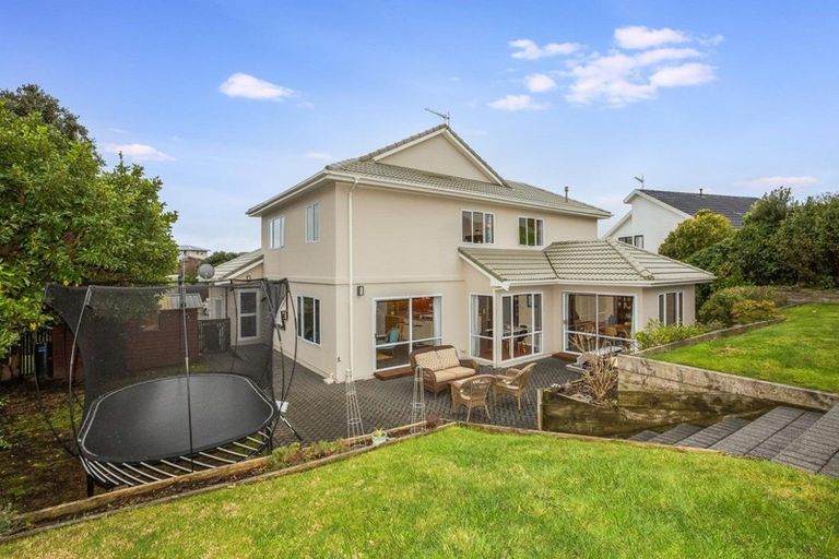 Photo of property in 2 Portage Place, Whitby, Porirua, 5024