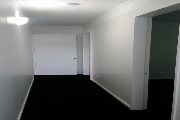 Photo of property in 9 Ridd Crescent, Karori, Wellington, 6012