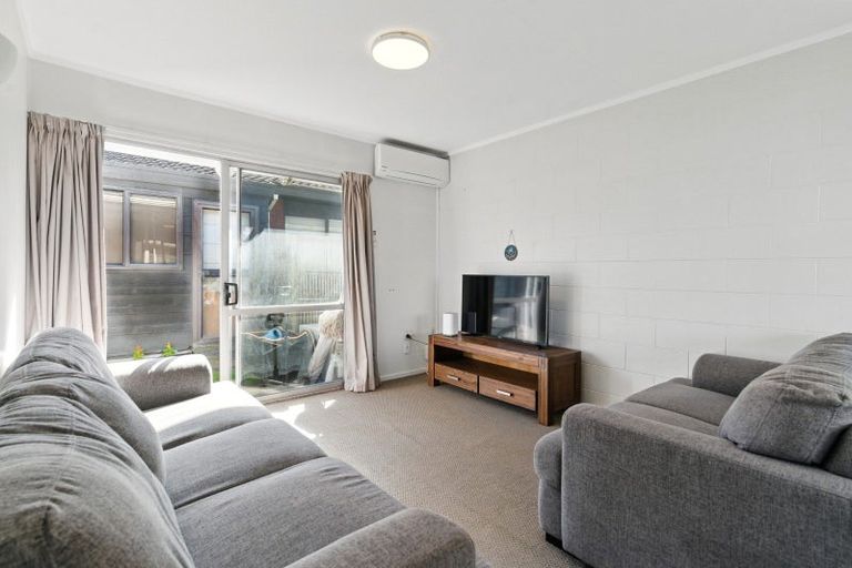 Photo of property in 3/271 Oceanbeach Road, Mount Maunganui, 3116