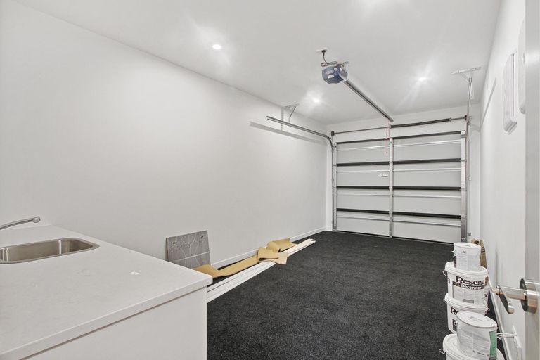 Photo of property in 68 Puwha Street, Massey, Auckland, 0614