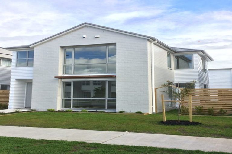 Photo of property in 42 Treestump Road, Takanini, 2112