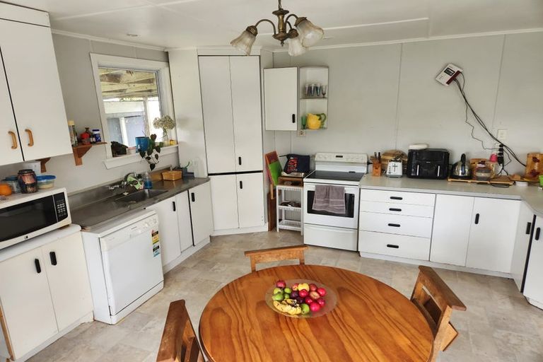 Photo of property in 465 Ohanga Road, Onaero, Urenui, 4383