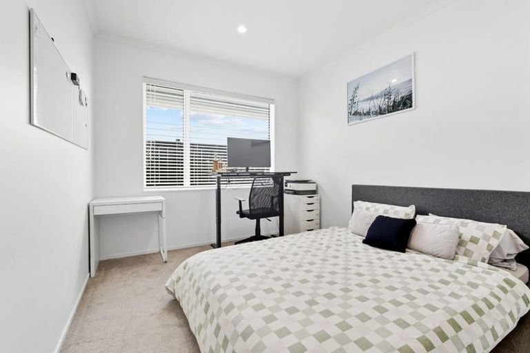 Photo of property in 3 Dida Park Drive, Kumeu, 0810