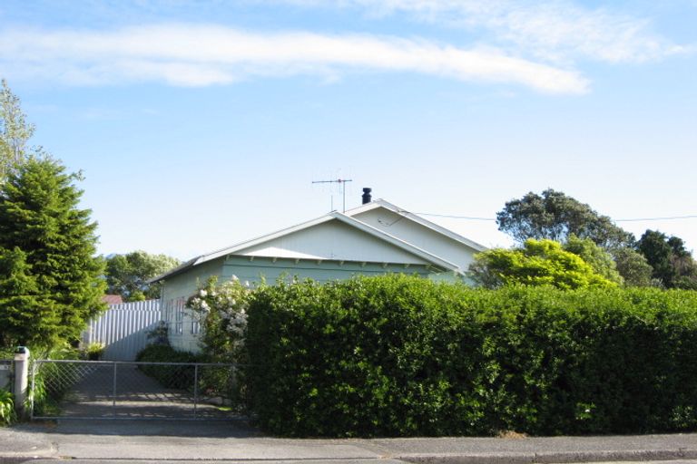 Photo of property in 152 Brougham Street, Westport, 7825