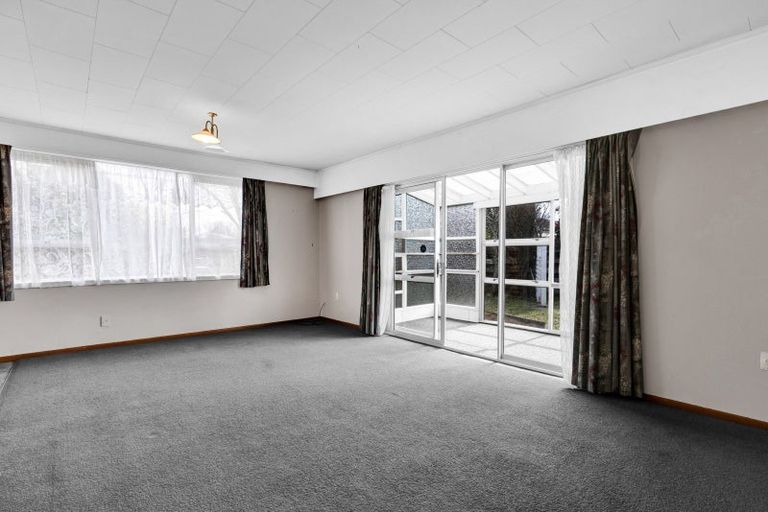 Photo of property in 2a Seyton Street, Stratford, 4332