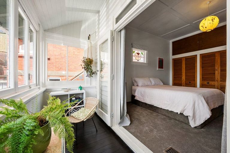 Photo of property in 12 Trevor Terrace, Newtown, Wellington, 6021