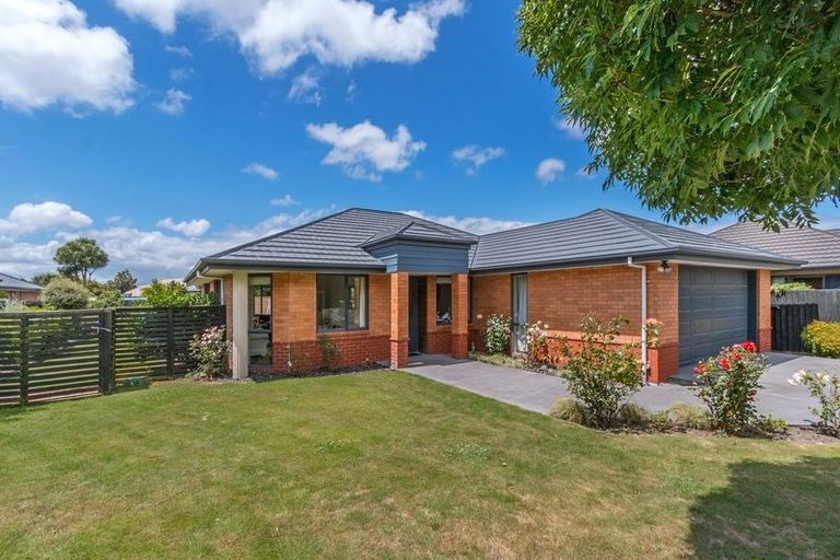 Photo of property in 11 Birchs Road, Prebbleton, 7604