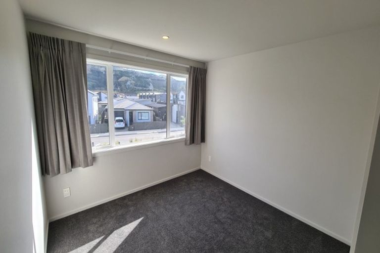 Photo of property in 36 Pateke Drive, Kenepuru, Porirua, 5022