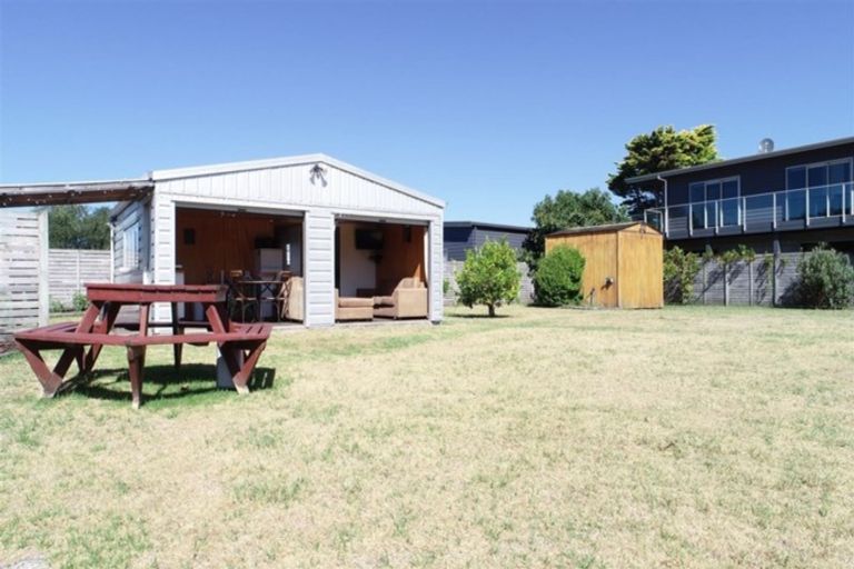Photo of property in 3 Clipper Place, Whitianga, 3510
