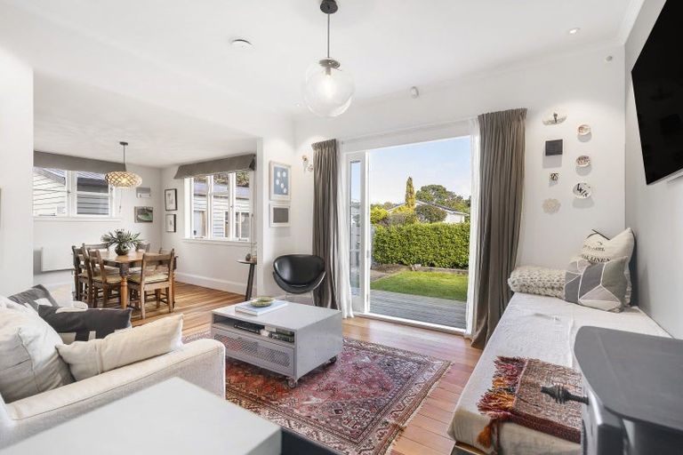 Photo of property in 23 Mason Street, Moera, Lower Hutt, 5010