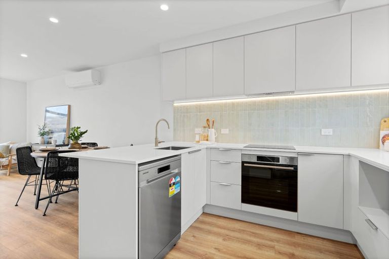 Photo of property in 1/90 Innes Road, St Albans, Christchurch, 8052