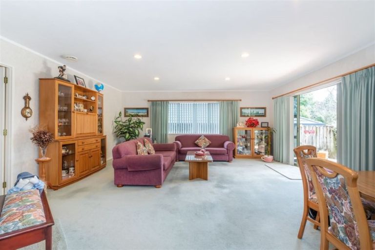 Photo of property in 73a Konini Road, Titirangi, Auckland, 0604