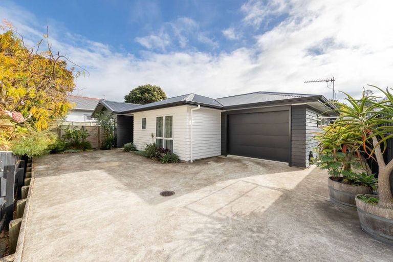 Photo of property in 929a High Street, Avalon, Lower Hutt, 5011