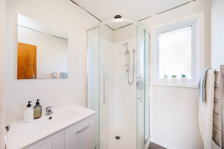 Photo of property in 18 Anakiwa Street, Kelvin Grove, Palmerston North, 4414