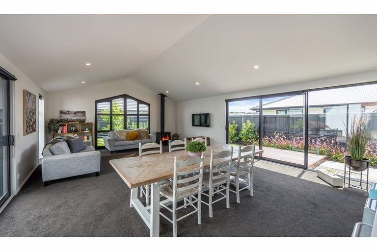 Photo of property in 96 Oaks Drive, Lincoln, 7608