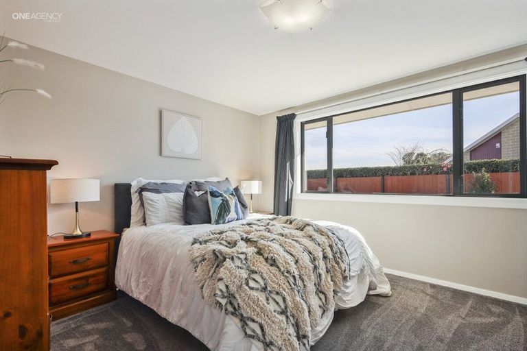 Photo of property in 8 Springmead Place, Hornby, Christchurch, 8042