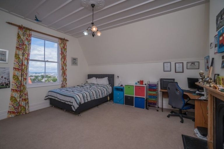 Photo of property in 35 Grey Street, Feilding, 4702
