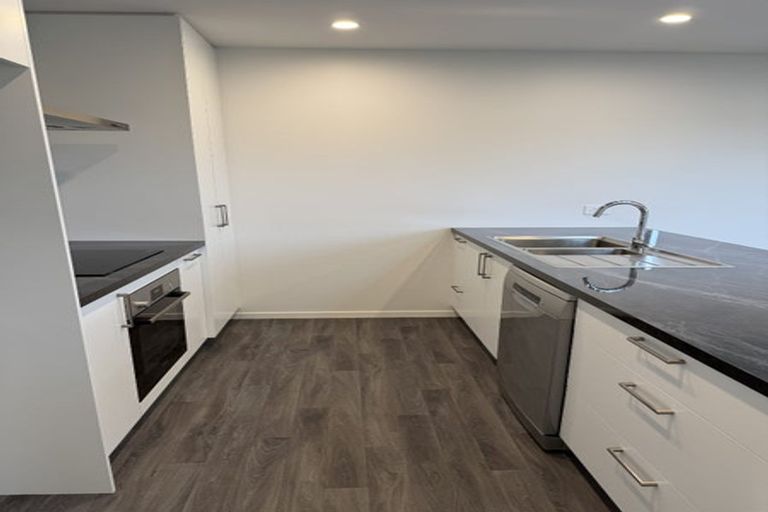 Photo of property in 393 Devonport Road, Tauranga South, Tauranga, 3112