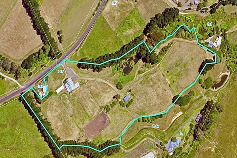 Photo of property in 287 Taurangaruru Road, Karioitahi, Waiuku, 2683