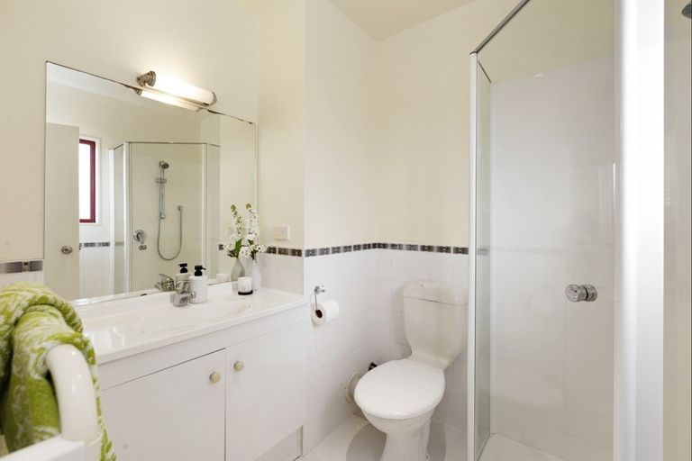 Photo of property in 33f Florence Avenue, Orewa, 0931