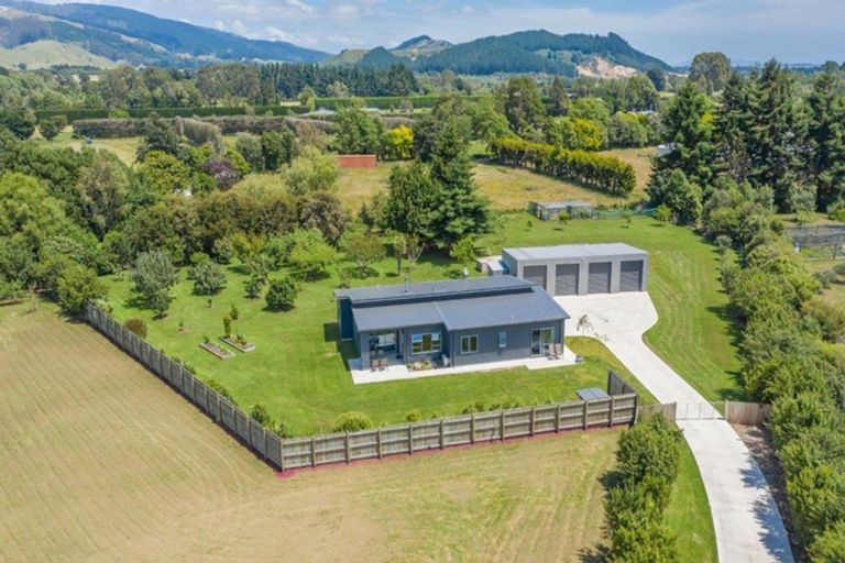Photo of property in 26 Riveredge Terrace, Ohau, Levin, 5570