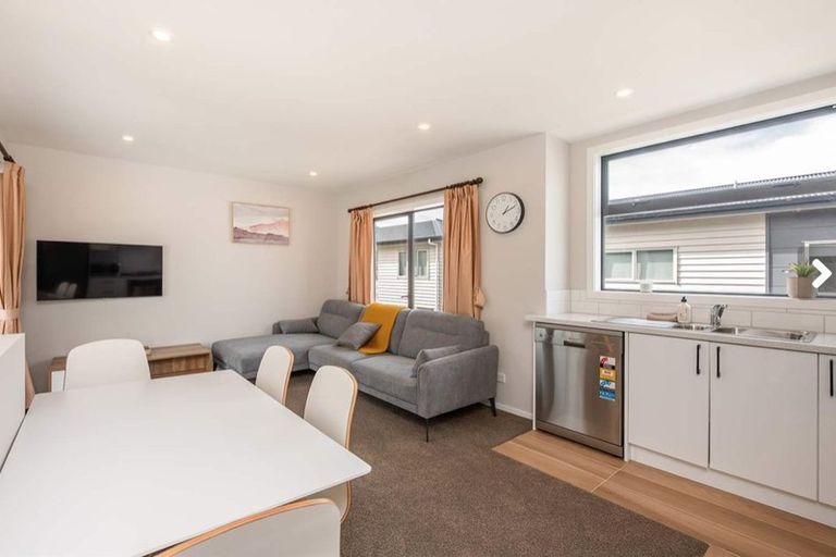 Photo of property in 10 Frankmoore Avenue, Johnsonville, Wellington, 6037