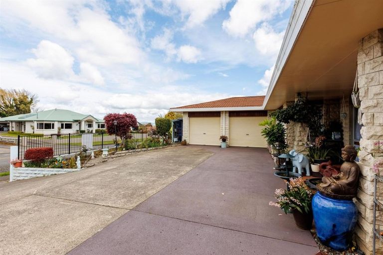 Photo of property in 117 Guy Street, Dannevirke, 4930