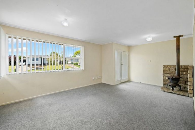 Photo of property in 34 Gainsborough Street, Manurewa, Auckland, 2102