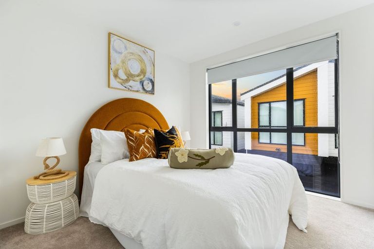 Photo of property in 108d Taikata Road, Te Atatu Peninsula, Auckland, 0610