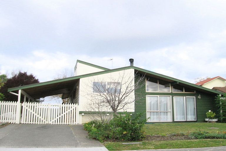 Photo of property in 15 Coventry Avenue, Tamatea, Napier, 4112