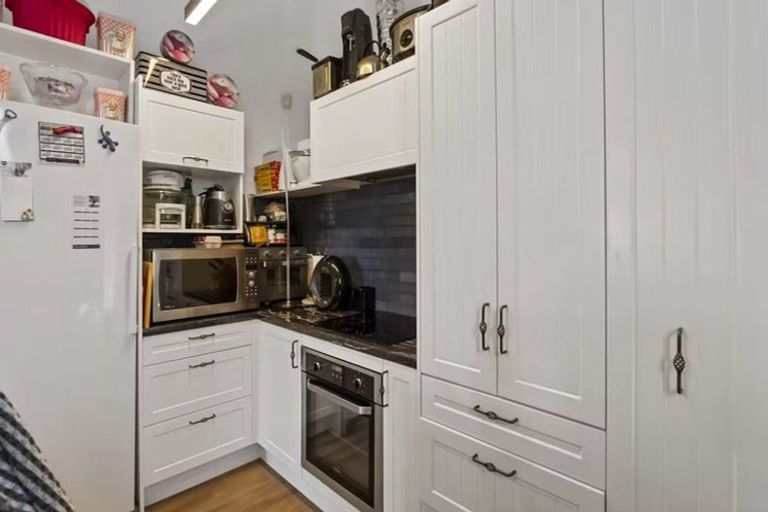 Photo of property in 88 Celia Street, Stratford, 4332