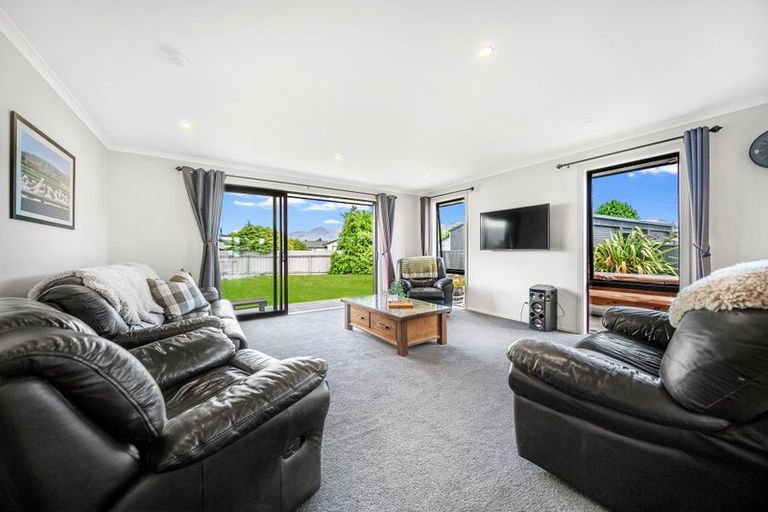 Photo of property in 7 Kepler Place, Te Anau, 9600