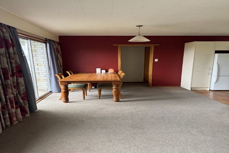 Photo of property in 32 Teoti Street, Paraparaumu Beach, Paraparaumu, 5032