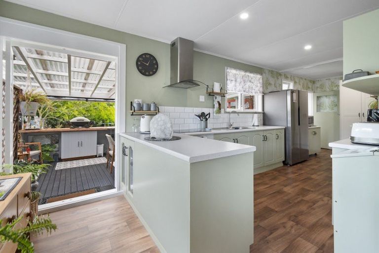 Photo of property in 15 Seddon Street, Feilding, 4702