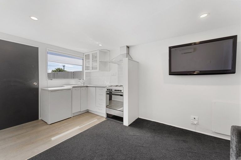 Photo of property in 16 Brynley Street, Hornby, Christchurch, 8042