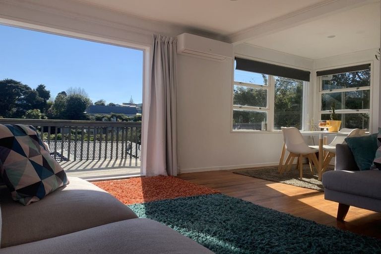 Photo of property in 27 Infidel Place, Torbay, Auckland, 0630