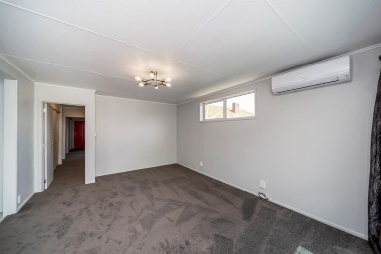 Photo of property in 306 South Road, Hawera, 4610