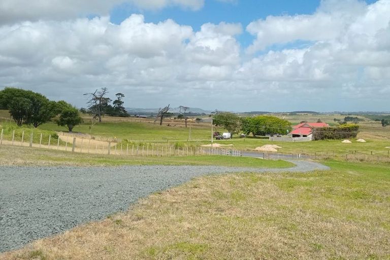 Photo of property in 66 Powells Road, Ruakura, Hamilton, 3214