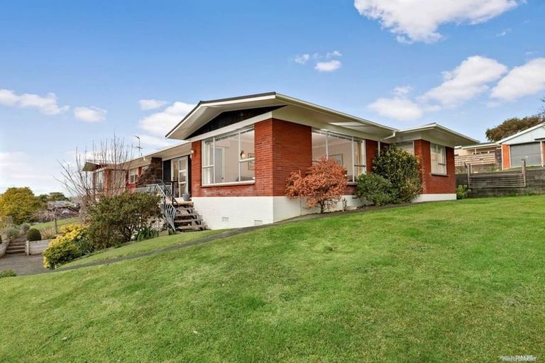 Photo of property in 2b Lynley Terrace, Pukekohe, 2120