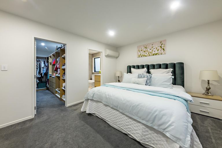 Photo of property in 23 Riroriro Road, Hobsonville, Auckland, 0616