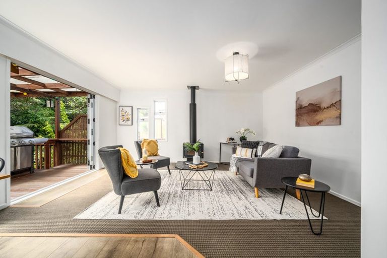 Photo of property in 40 Lincoln Avenue, Tawa, Wellington, 5028