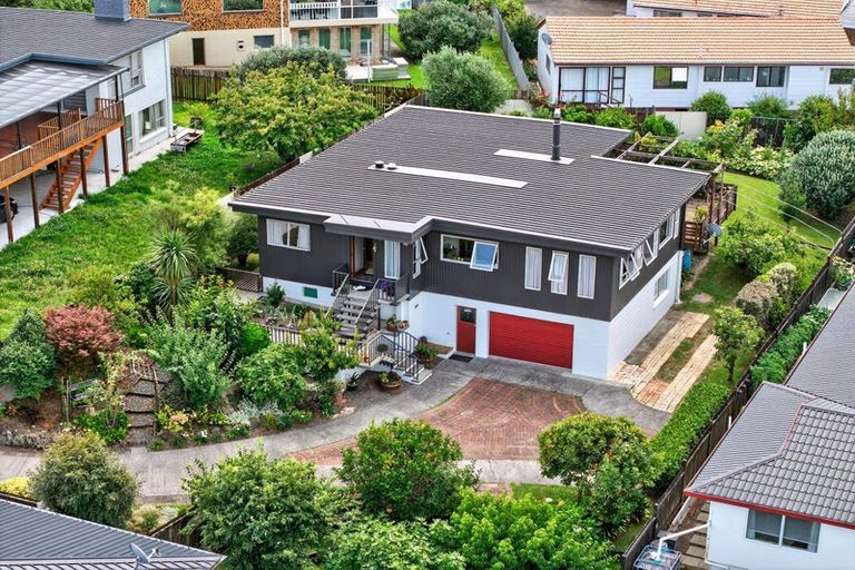 Photo of property in 22 Widmore Drive, Massey, Auckland, 0614