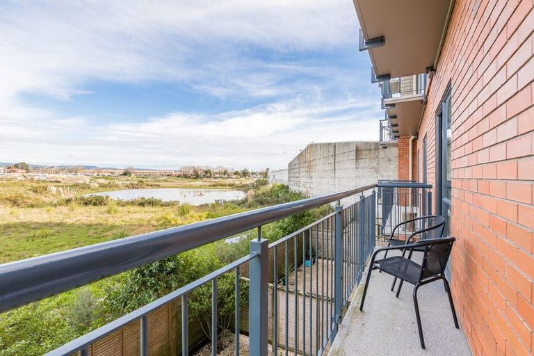 Photo of property in 6g/17 Crown Lynn Place, New Lynn, Auckland, 0600