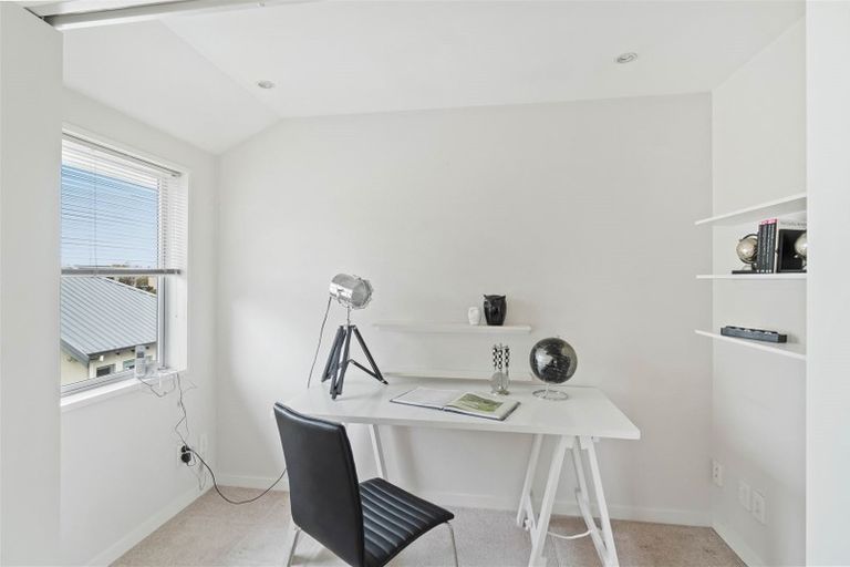 Photo of property in 1 Matisse Place, Burnside, Christchurch, 8053