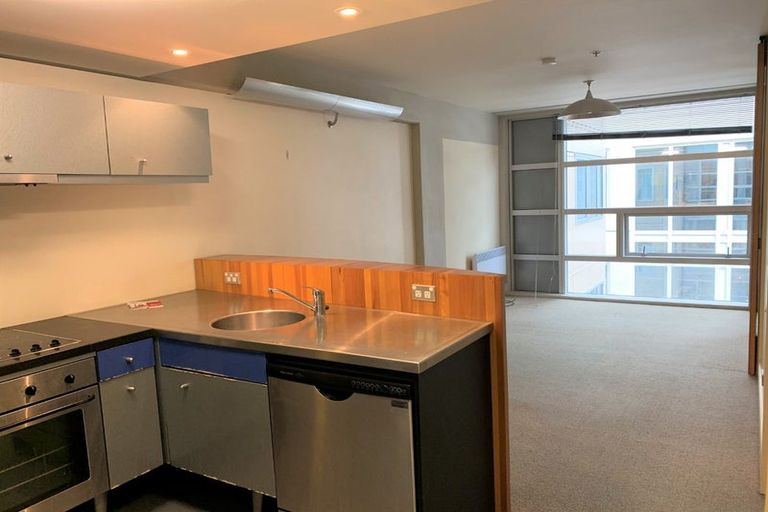 Photo of property in St Pauls Apartments, 89/43u Mulgrave Street, Thorndon, Wellington, 6011